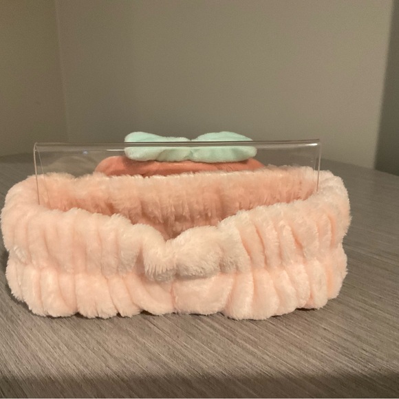 My Melody 3 Piece Plushy Bundle - Picture 5 of 7